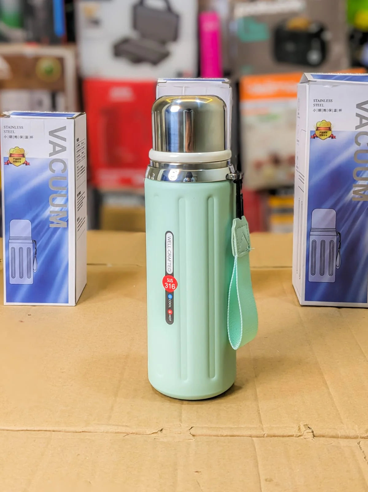 Lot Imported Outdoor Insulated Water Bottle