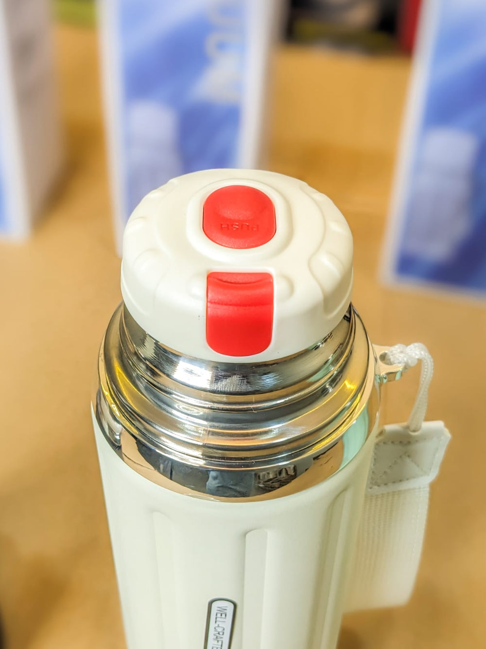 Lot Imported Outdoor Insulated Water Bottle