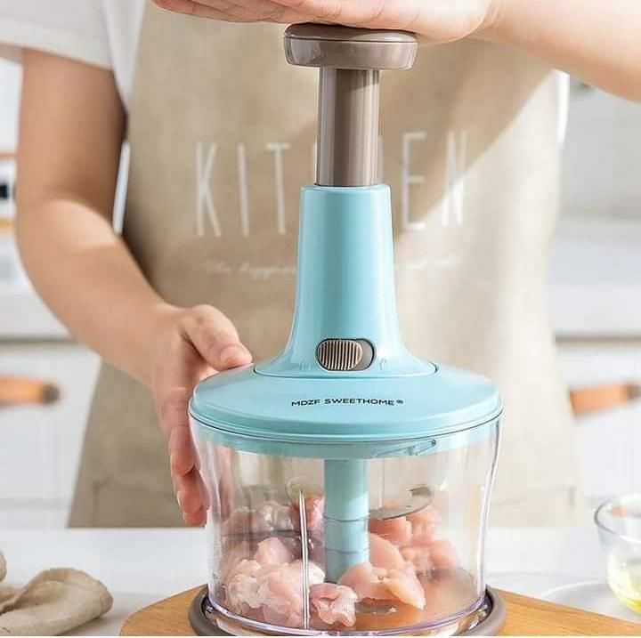 Manual Food Chopper Speedy Chopper with 3 Curved Stainless Steel Blades 1.5Liter